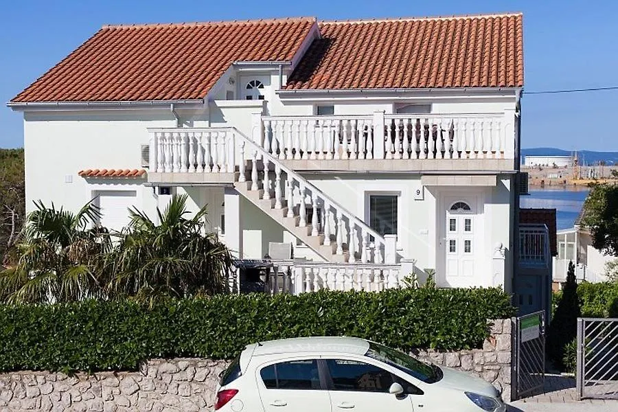 Seaview Apartment Omisalj 3623-2