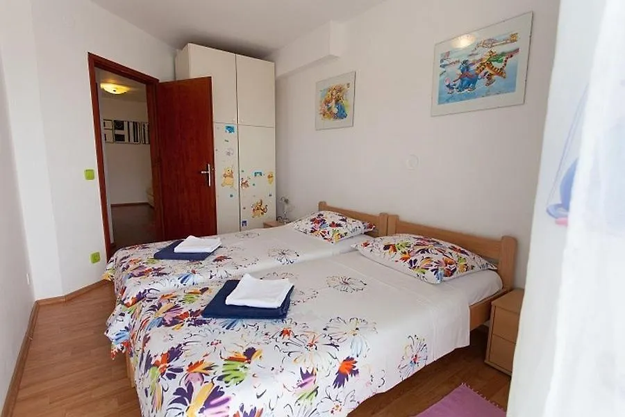 Seaview Apartment Omisalj 3623-2 Croatia