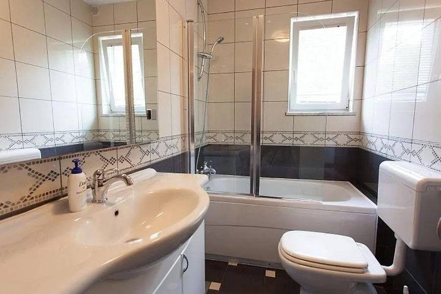 Seaview Apartment Omisalj 3623-2 Croatia